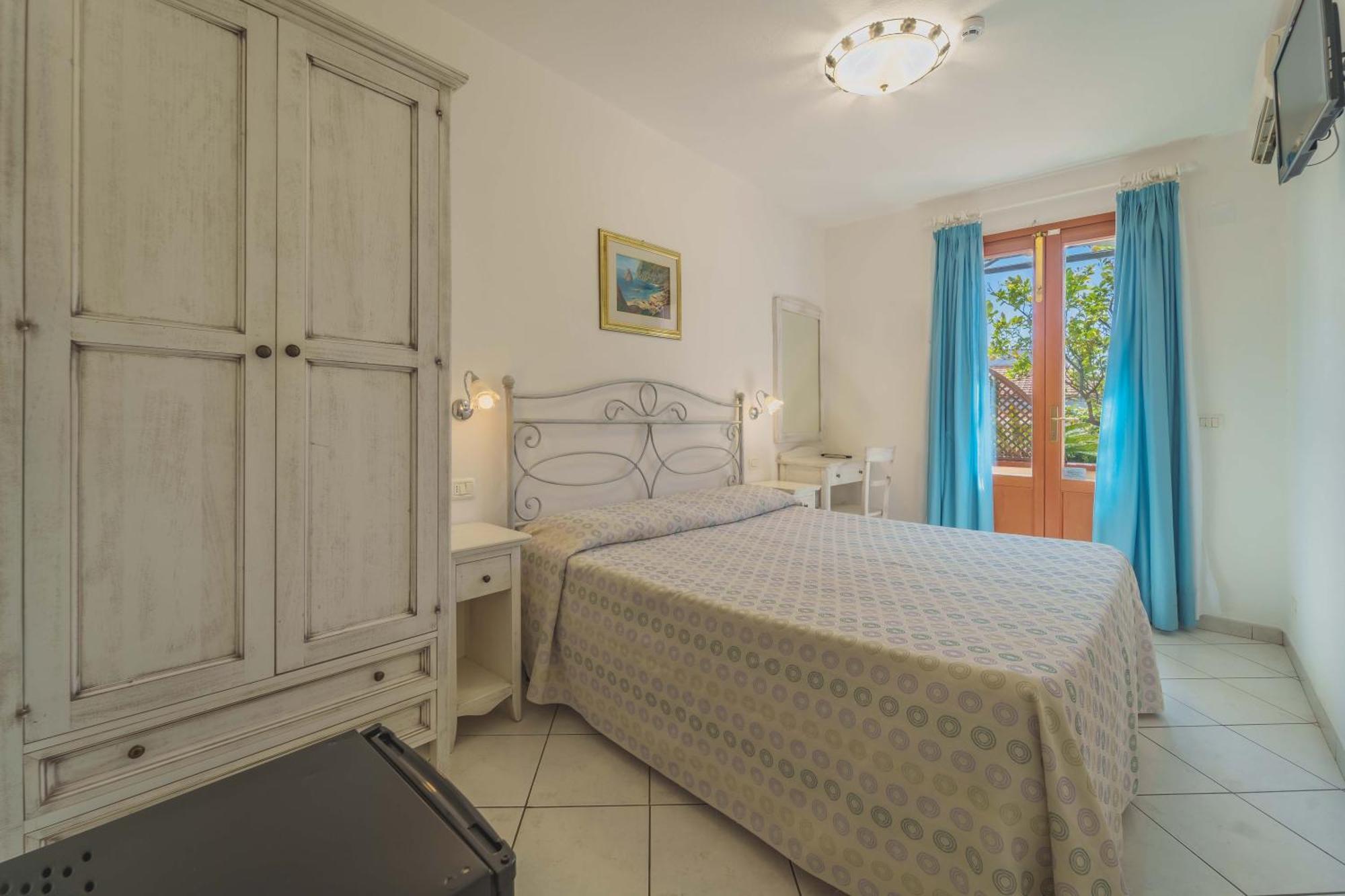 Hotel Galli - Wellness & Spa Fetovaia Eksteriør billede